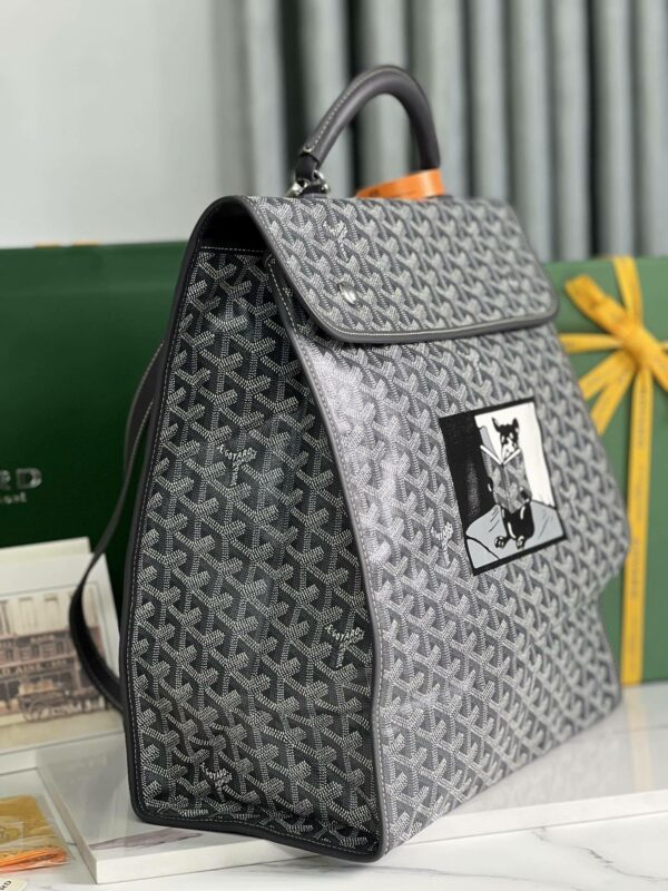 Goyard Limited Edition Bucket Saint Leger Folding Backpack Size: 33 * 35 * 16cm