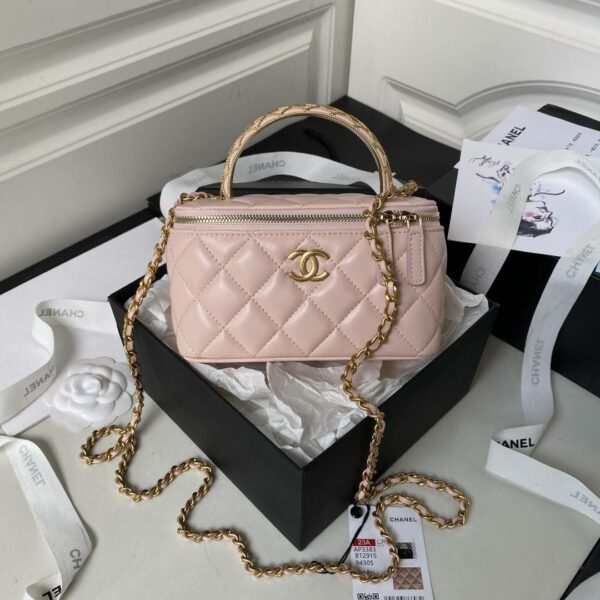 Chanel 23A New Handle WOC AP3383, Top Quality  Size: 17cm