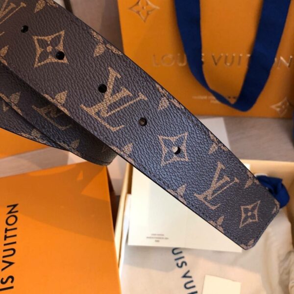 Louis Vuitton LV men's belt  INITIALES