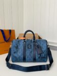 Louis Vuitton's seasonal new Keepall Bandoulière 35 handbag M22573, 34 * 21 * 16cm