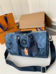 Louis Vuitton's seasonal new Keepall Bandoulière 35 handbag M22573, 34 * 21 * 16cm