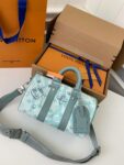 Louis Vuitton's seasonal new Keepall Bandoulière 25 handbag M22527，25*15*11cm