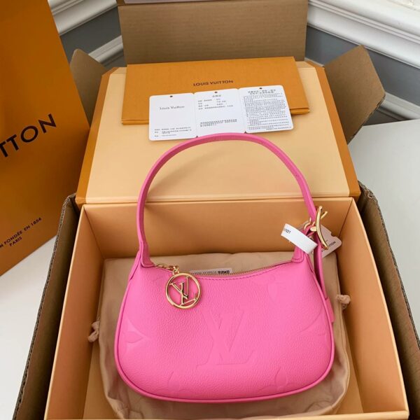 Louis Vuitton 23 New MINI MOON Handbag M82487, Top Quality Size: 20.5 * 11 * 5cm