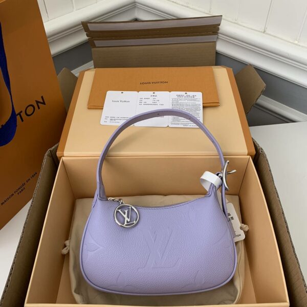 Louis Vuitton 23 New MINI MOON Handbag M82426, Top Quality Size: 20.5 * 11 * 5cm