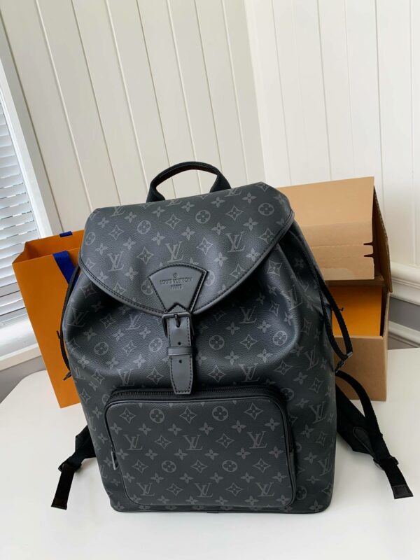 Louis Vuitton's New MONTSOURIS Men's Black Flower Backpack M45583, Top Quality Size: 32 * 40 * 19cm