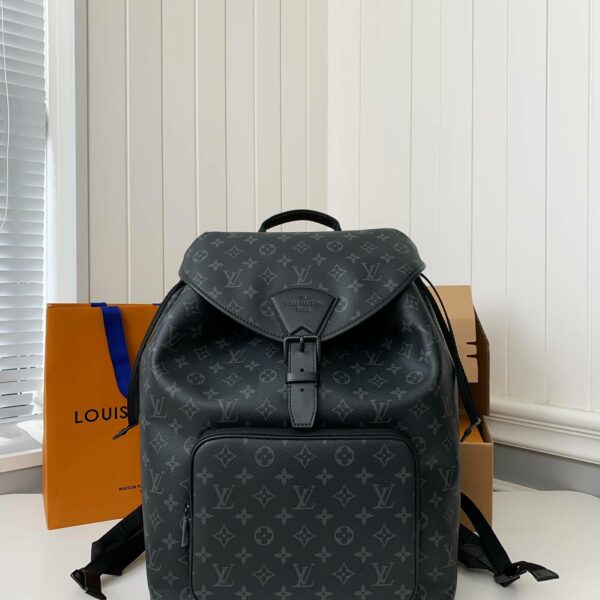 Louis Vuitton's New MONTSOURIS Men's Black Flower Backpack M45583, Top Quality Size: 32 * 40 * 19cm