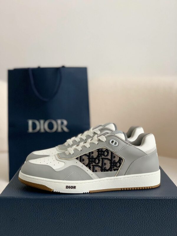 DIOR HIGH LEVEL B27 Sneaker