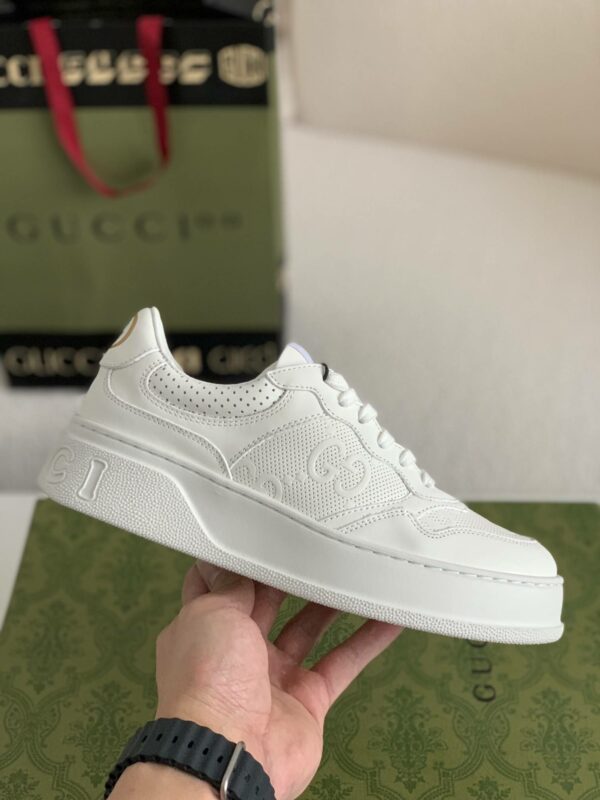 Gucci sneakers Cowhide