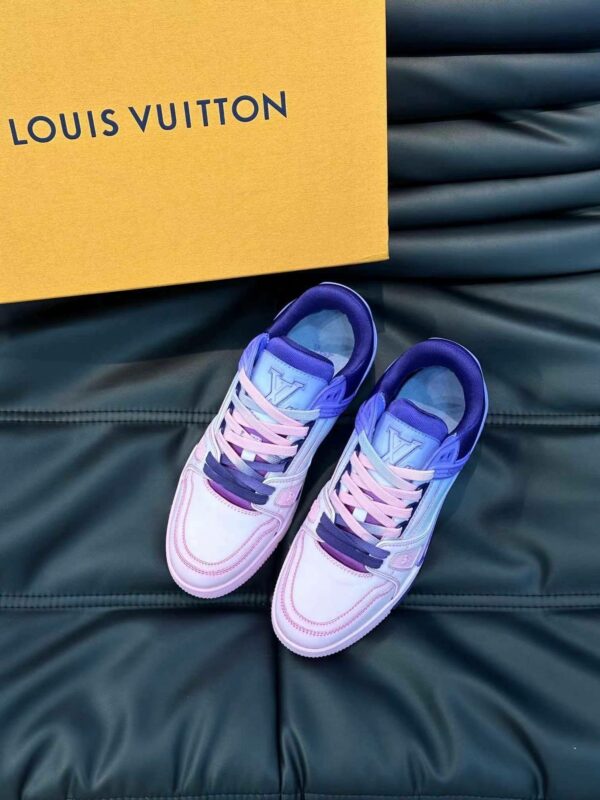 LOUIS VUITTON TRAINER  Sneakers