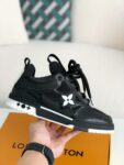 LOUIS VUITTON  RUNNER TATIC  Sneakers