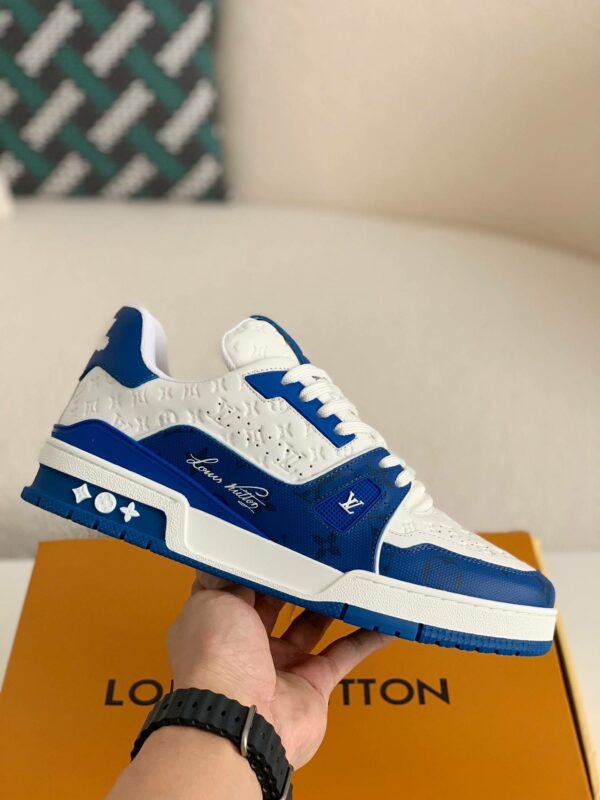 LOUIS VUITTON TRAINER Sneakers