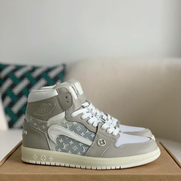 Louis Vuitton x Nike Air Jorda 1 High AJ1 Sneakers