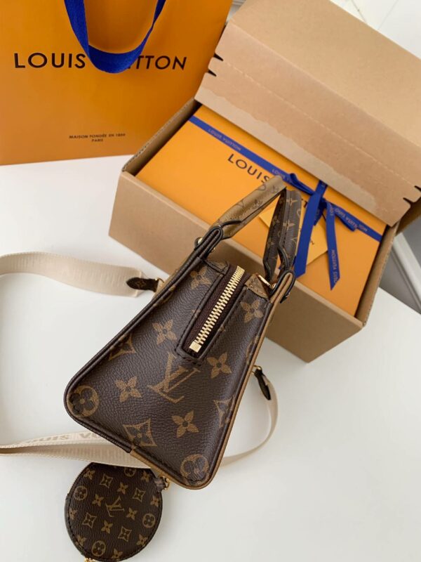 Louis Vuitton's Seasonal New ONTHEGO Horizontal Handbag M46653 Top Quality Size: 25 * 13 * 10cm