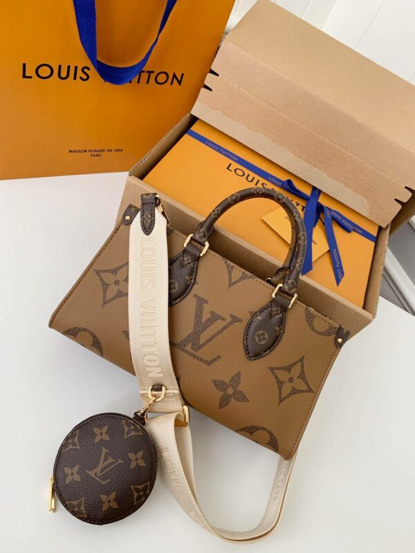 Louis Vuitton's Seasonal New ONTHEGO Horizontal Handbag M46653 Top Quality Size: 25 * 13 * 10cm