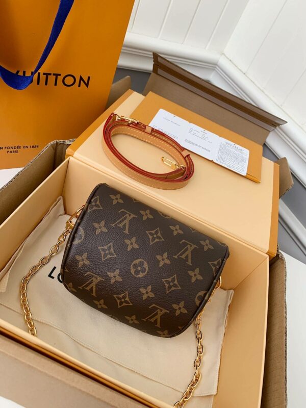 Louis Vuitton's new MINI BUMBAG vintage handbag for the season M82335 is of top quality