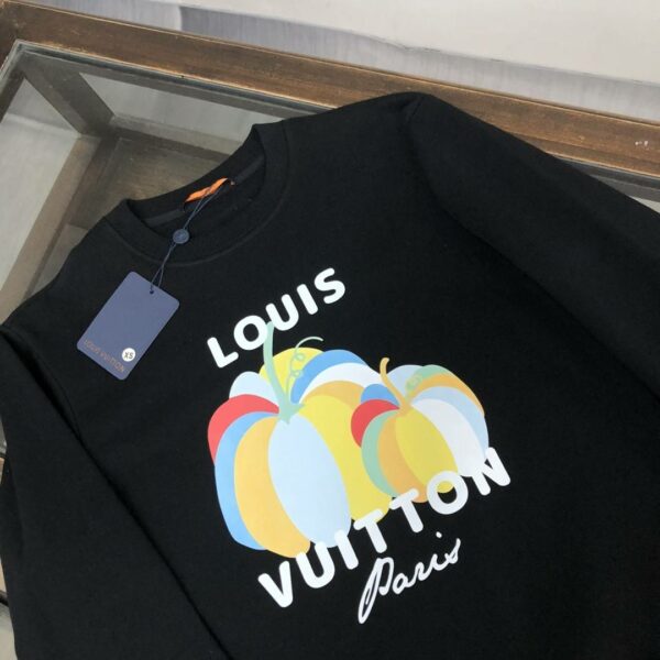 Louis Vuitton 2023 new autumn and winter couples style round neck sweatshirt