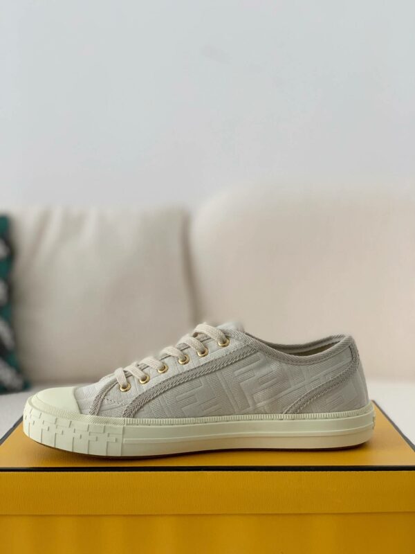 FENDI Canvas shoe Sneakers