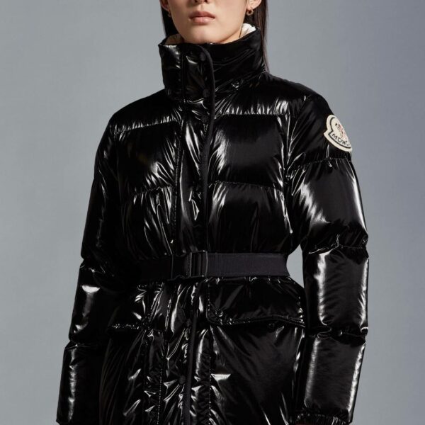 Moncler short jacket down for women-black