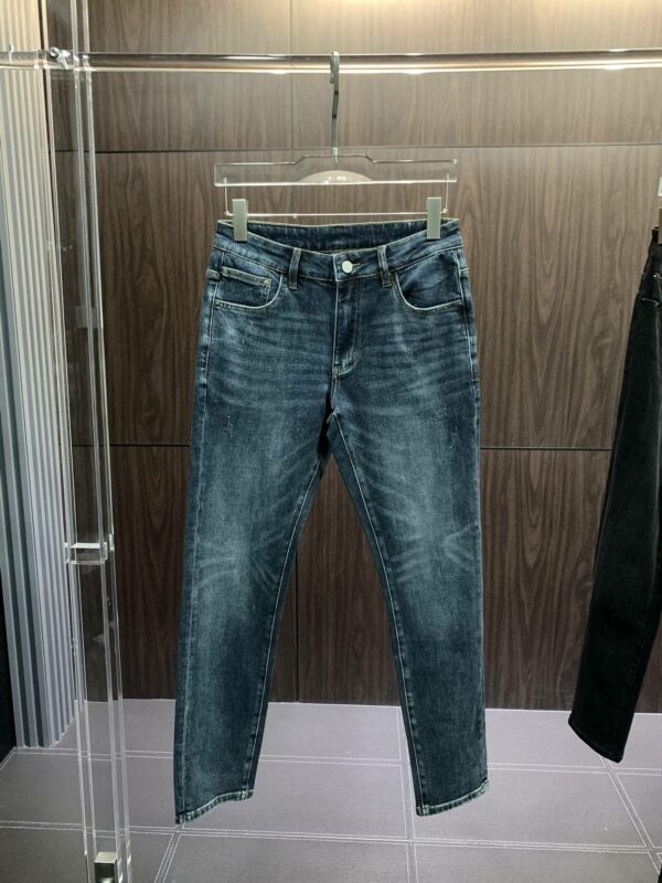 Amiri slim fit petite straight jeans