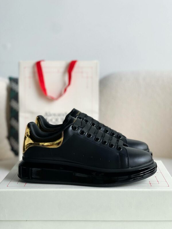 Alexander McQueen MQ golden cowhide tail Air cushion bottom Sneakers