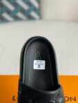 LOUIS VUITTON  WOMEN'S SLIPPERS