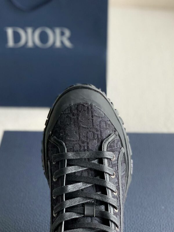 Dior B28 high-top Sneakers