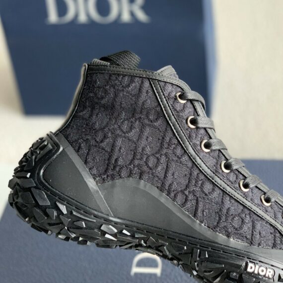 dior b28 high top sneaker