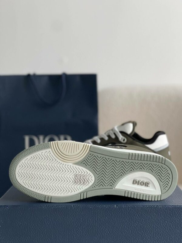 DIOR HIGH LEVEL B27 Sneaker