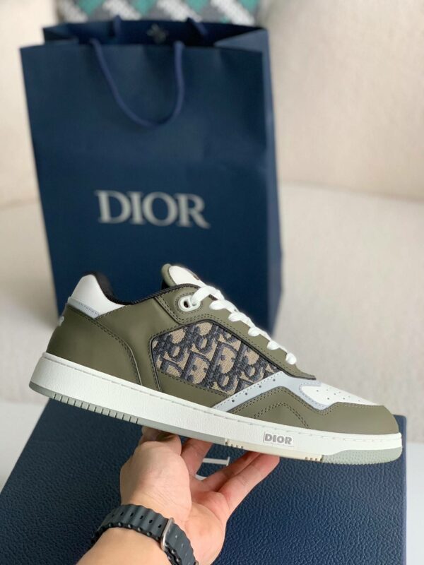 DIOR HIGH LEVEL B27 Sneaker