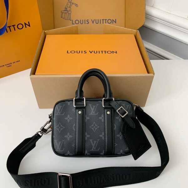 Louis Vuitton Autumn/Winter New NANO PORTE DOCUMENTS VOYAGE Handbag M82770, Top Quality