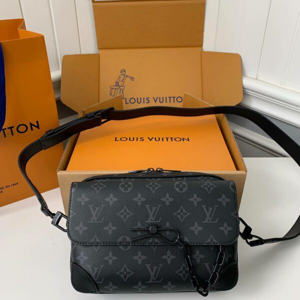 Louis Vuitton Autumn/Winter New STEAMER Black Flower Messenger Bag M46795, Top Quality