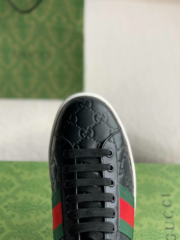 Gucci sneakers Support chip phone sensing