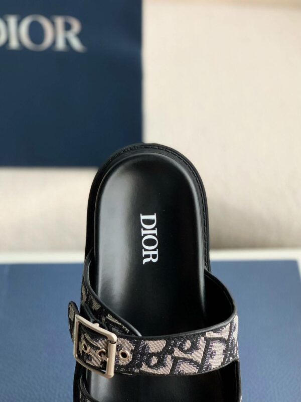 Dior Classic B22 Clunky Sandals