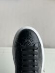 Alexander McQueen versatile Sneakers