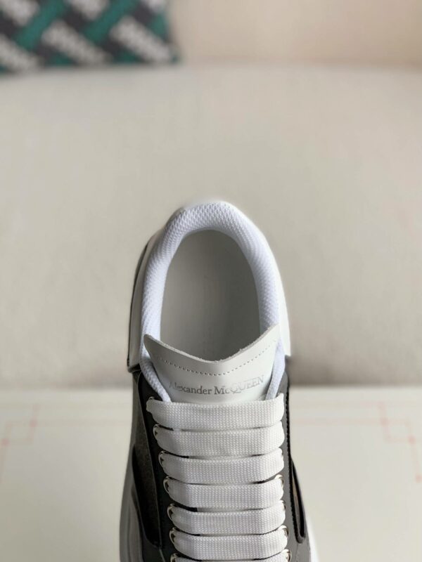 Alexander McQueen x Lv versatile Sneakers