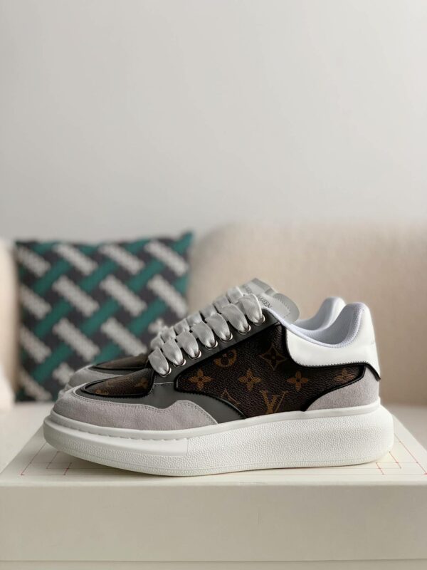 Alexander McQueen x Lv versatile Sneakers