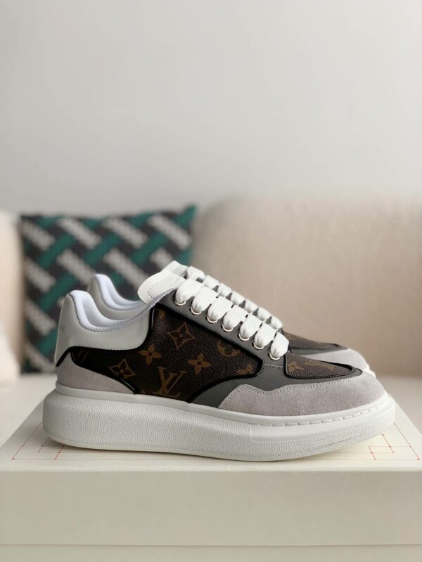 Alexander McQueen x Lv versatile Sneakers