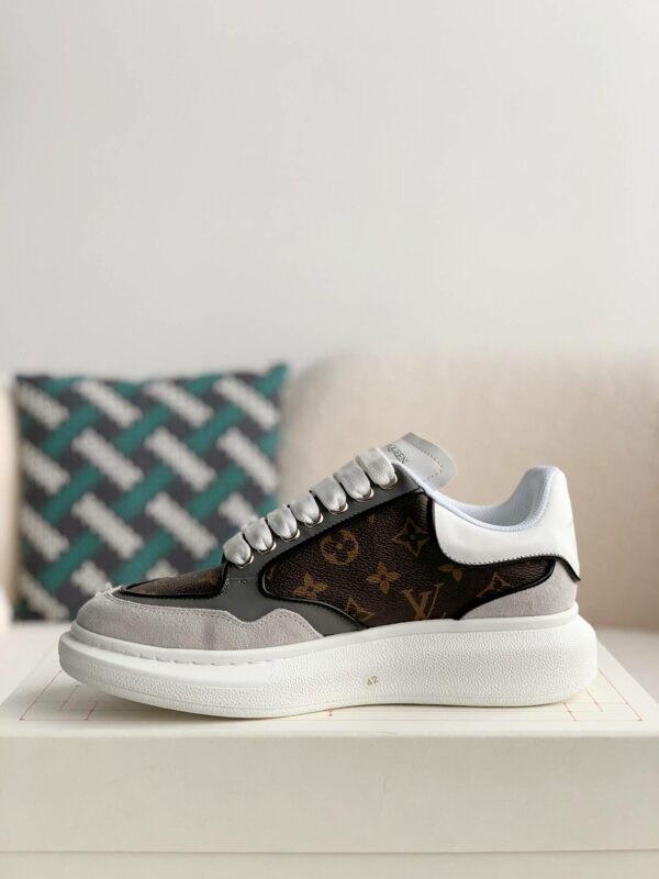 Alexander McQueen x Lv versatile Sneakers