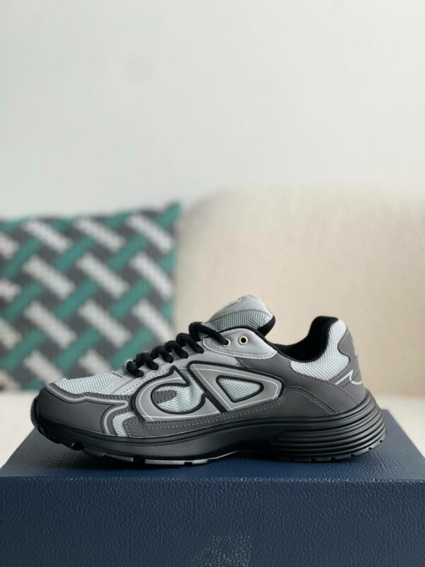 DIOR NEW ARRIVAL B30 Clunky Sneaker