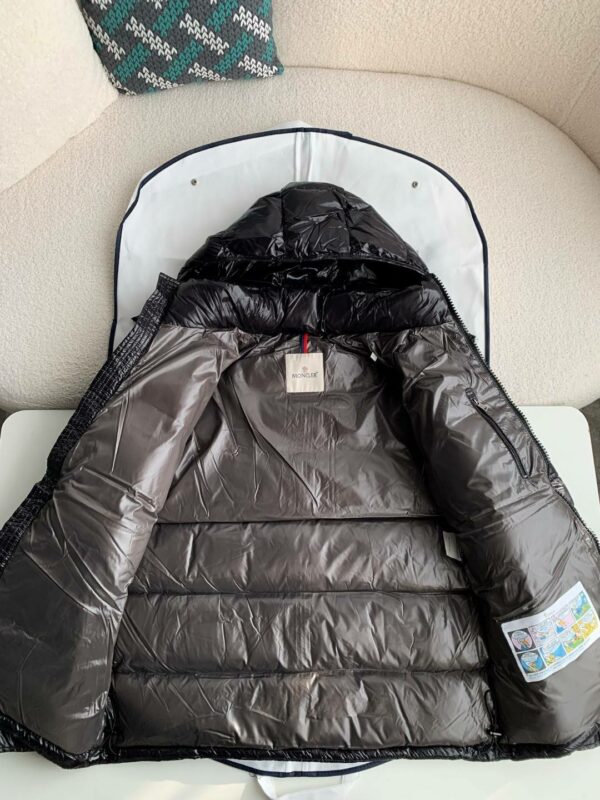 Moncler Short  men's down jacket