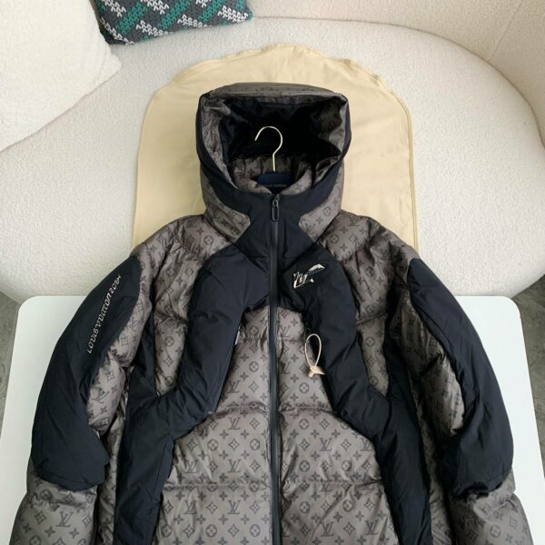 Louis Vuitton 24S warm color changing fabric men's down jacket