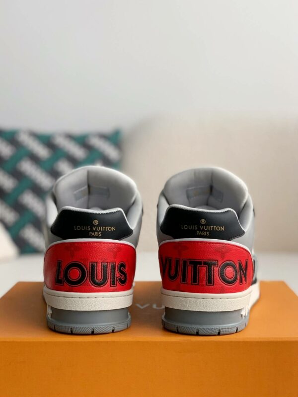 LOUIS VUITTON TRAINER Sneakers