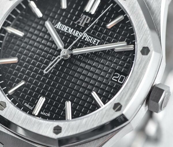 Audemars Piguet Royal Oak 15500 Series Men's Watch 41mm