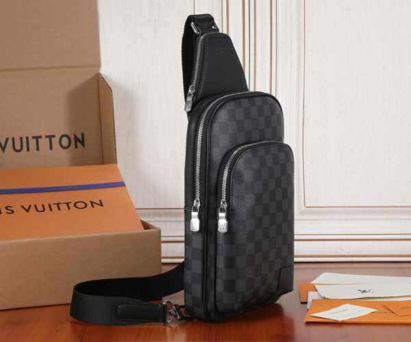 Louis Vuitton damier graphite Men's Shoulder Bags M45302, Top Quality Size: 20X31X7cm