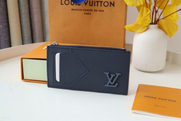 LV card bag