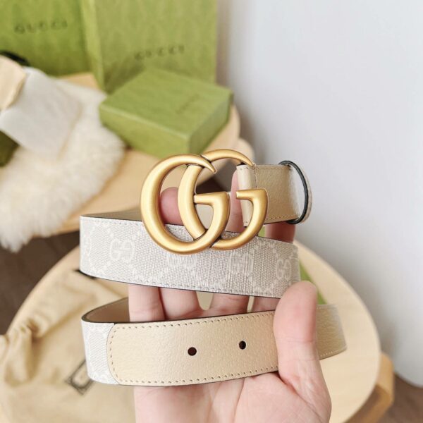 GUCCi  Ladies  Belt