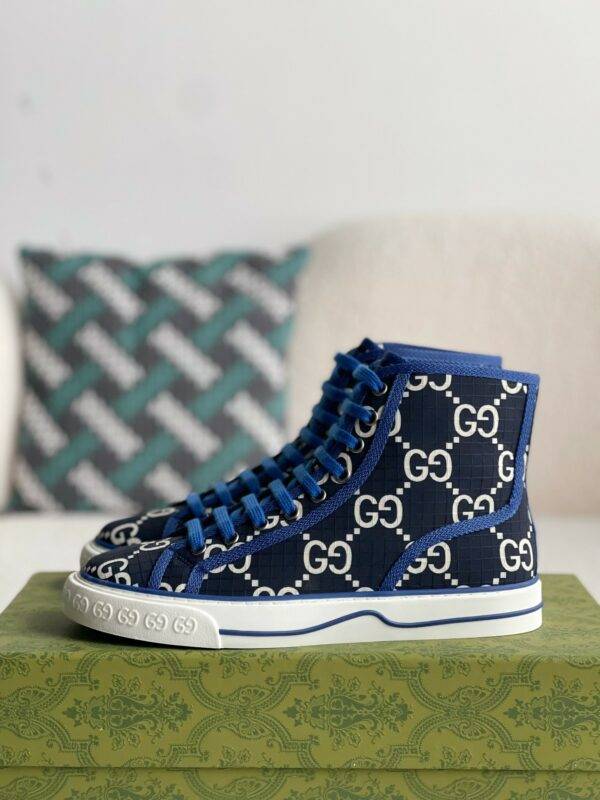 Gucci High-top shoes