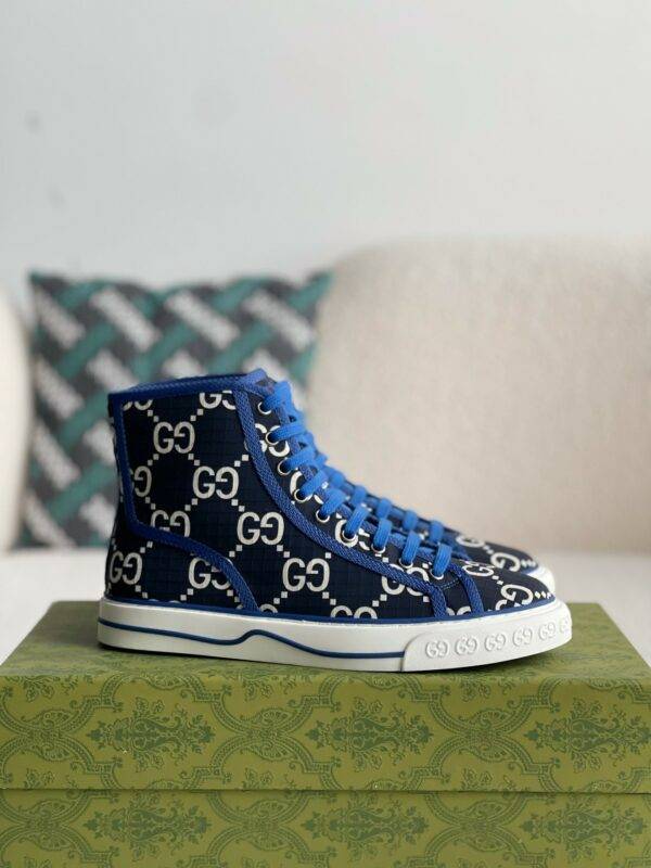 Gucci High-top shoes