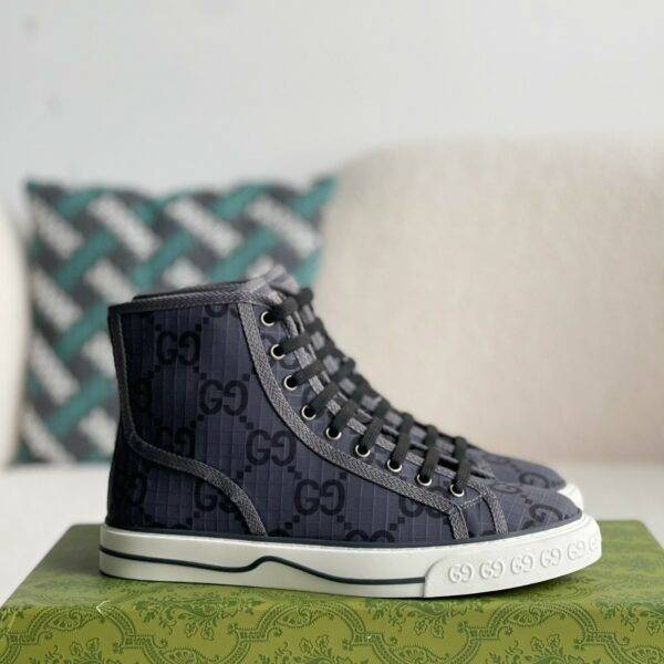 Gucci High-top shoes