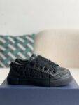 DIOR  Sneaker